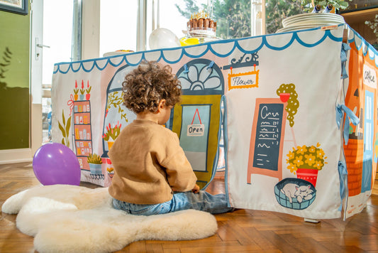 Tiny Town - Masa Örtüsü Oyun Evi